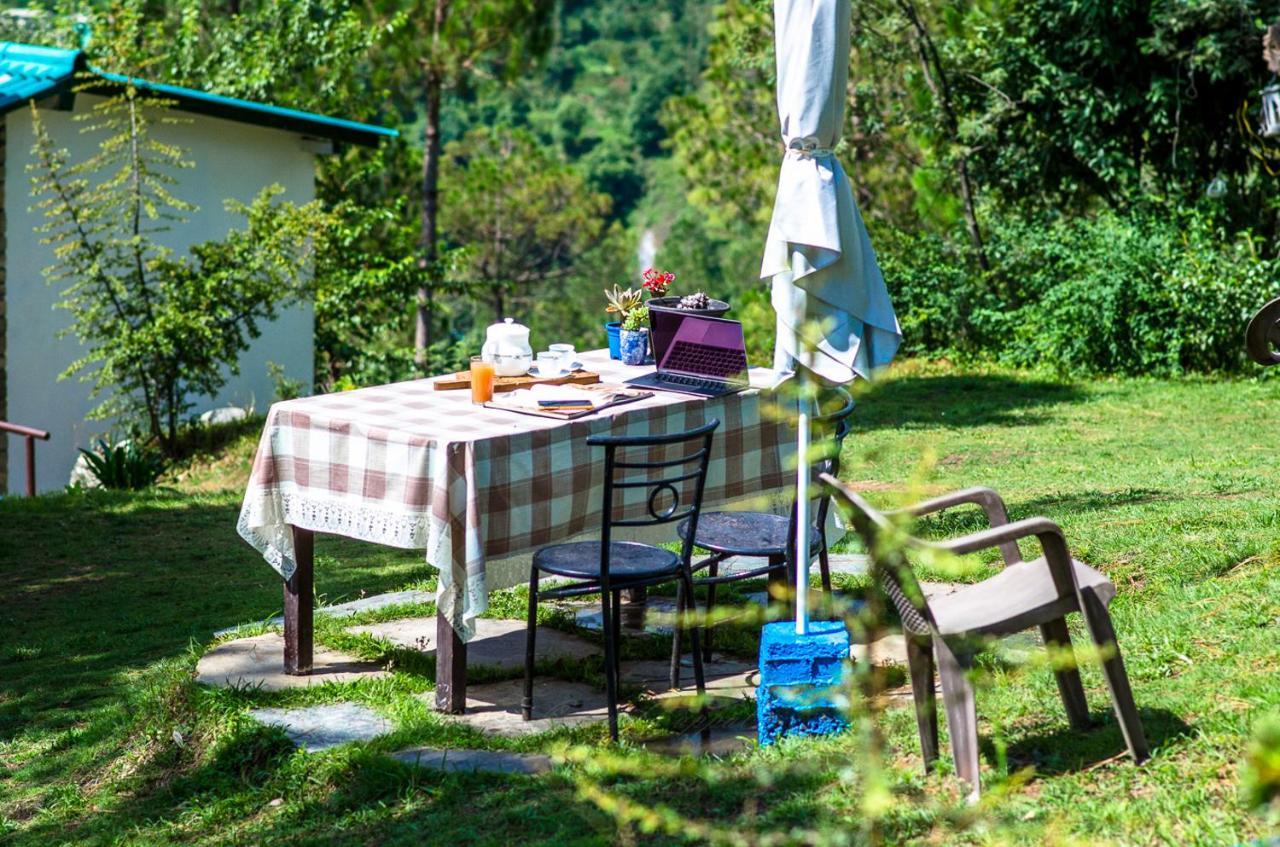 Happy Dervish, Nathuakhan, Mukteshwar Hotel Екстериор снимка